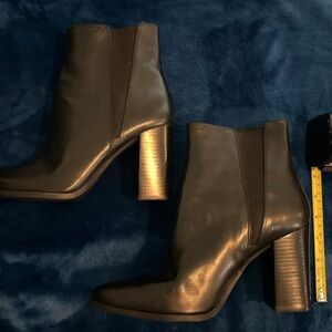 Nine West Booties Boots - Black - W 9